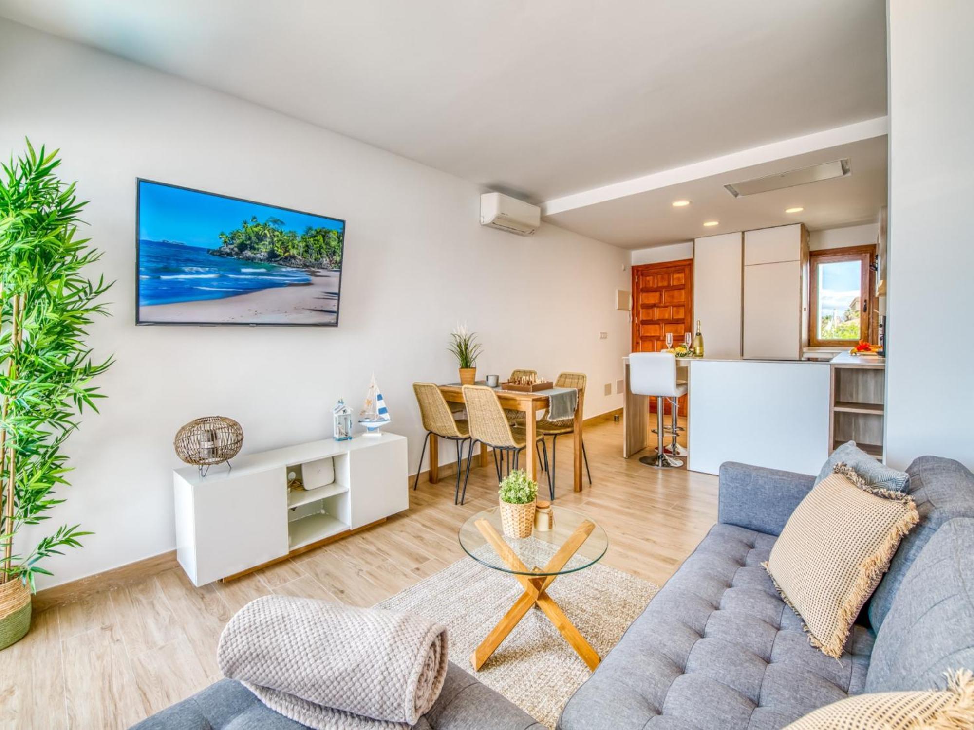 Apartment Beachfront With Sea Views